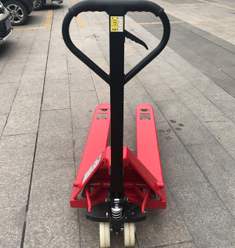 汛期來臨，叉車需要加倍進(jìn)行保護(hù)了
