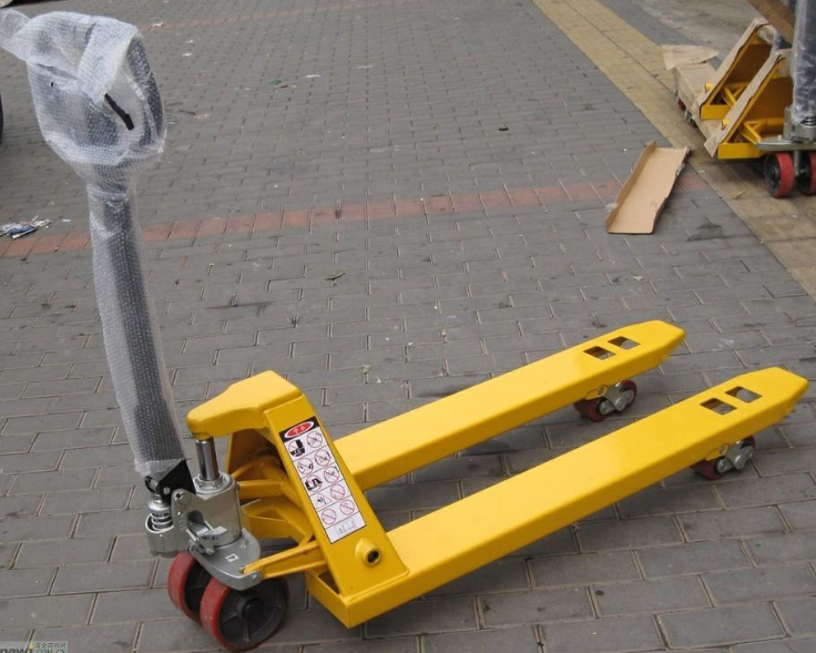 手動(dòng)叉車有液壓油溢出是什么原因?qū)е?>
                            </div>
                            <div   id=